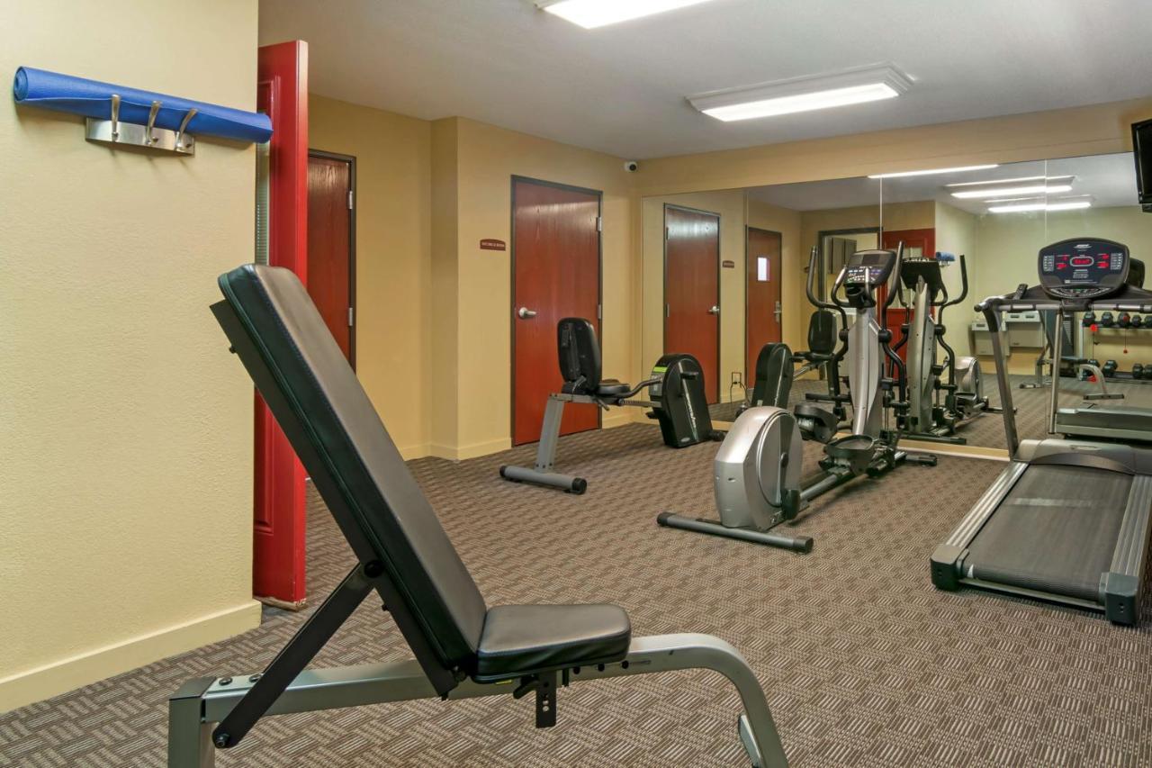 Best Western Governors Inn And Suites Уичита Экстерьер фото