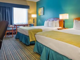 Best Western Governors Inn And Suites Уичита Номер фото